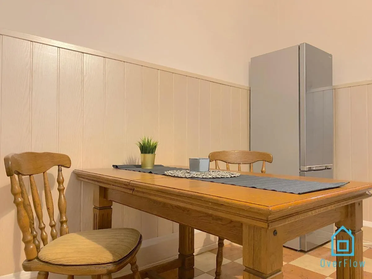 Square Room - 20 Minutes To Gdansk Old Town & Seaside